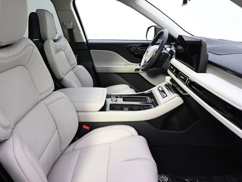 New 2026 Lincoln Aviator Reserve AWD/4WD image 15