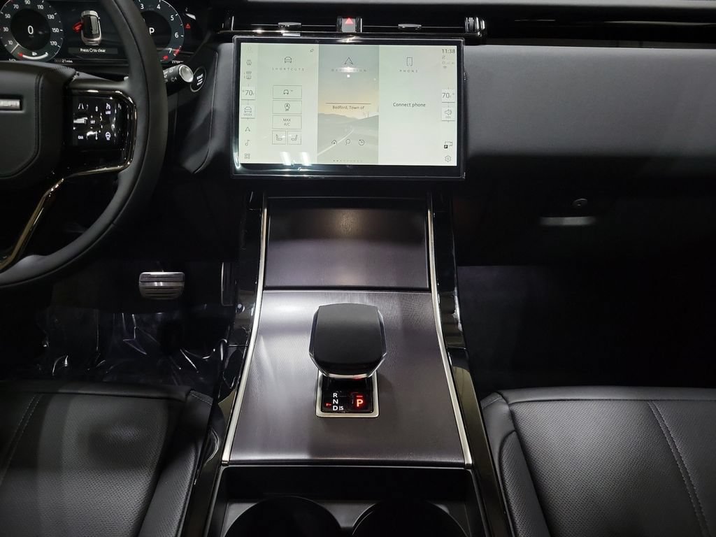 New 2026 Land Rover Range Rover Velar Dynamic SE AWD/4WD image 26
