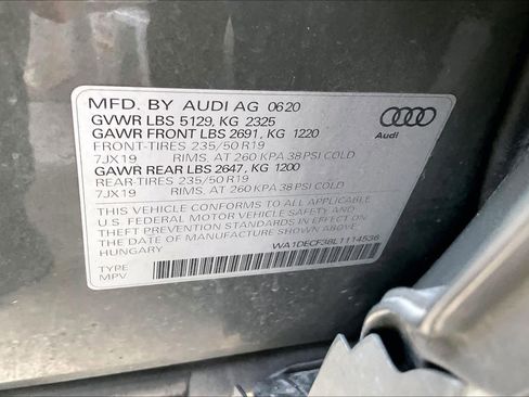 Used 2020 Audi Q3 2.0T Premium w/ Convenience Package image 32