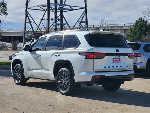 Used 2026 Toyota Sequoia Platinum image 4