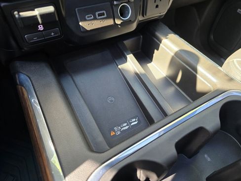 Used 2020 Chevrolet Silverado 3500 High Country w/ Z71 Off-Road Package image 35