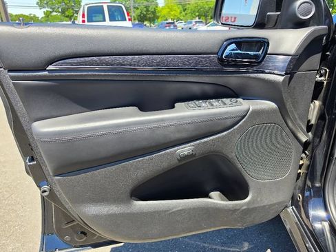Used 2019 Jeep Grand Cherokee High Altitude AWD/4WD image 19