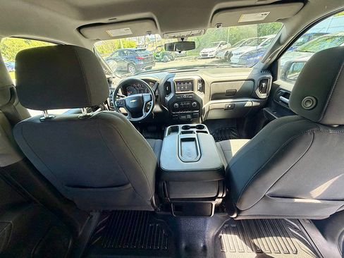 Used 2021 Chevrolet Silverado 1500 W/T w/ Z71 Off-Road Package AWD/4WD image 14