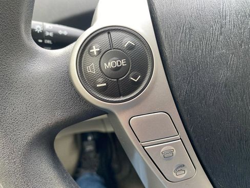 Used 2012 Toyota Prius Two image 12