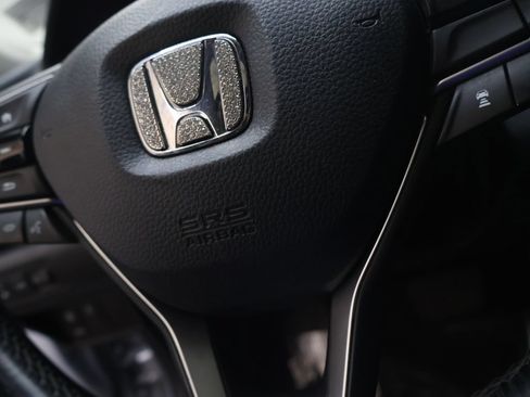 Used 2019 Honda Accord Touring image 21