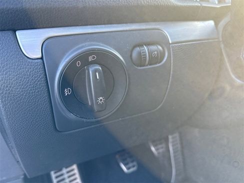 Used 2006 Volkswagen Jetta GLI image 21