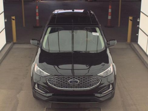Used 2024 Ford Edge SEL w/ Convenience Package AWD/4WD image 2