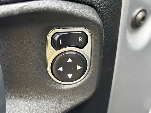Used 2019 Jeep Wrangler Unlimited Sport S AWD/4WD image 14