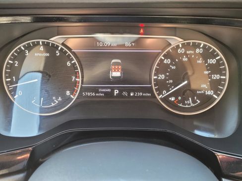 Used 2022 Nissan Pathfinder S FWD image 33