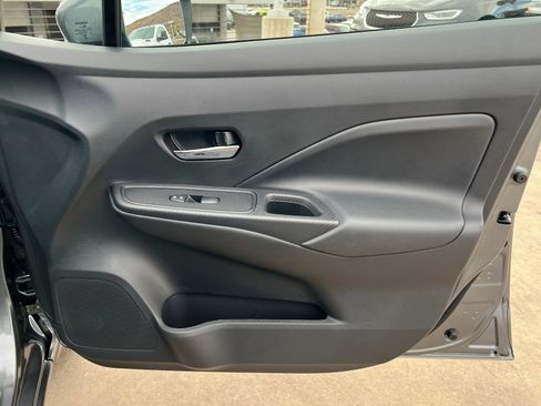 New 2025 Nissan Versa SV w/ Trunk Package image 22