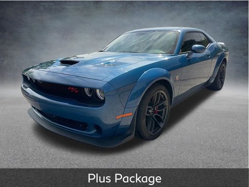 Used 2022 Dodge Challenger R/T Scat Pack RWD image 4