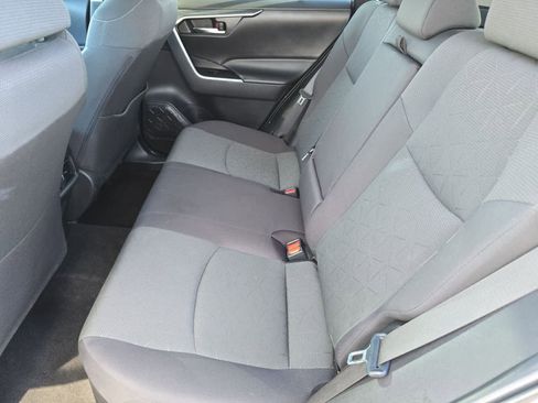 Used 2024 Toyota RAV4 XLE AWD/4WD image 14