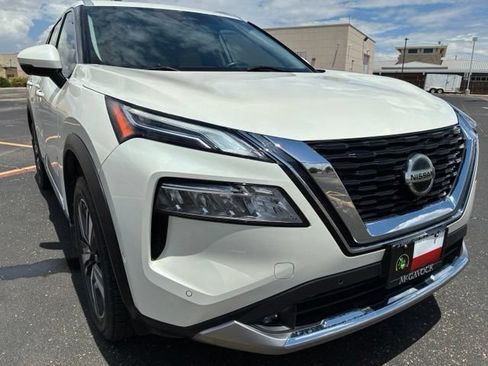 Certified 2021 Nissan Rogue Platinum AWD/4WD image 8