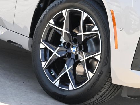 New 2026 BMW X3 xDrive30 w/ M Sport Package image 8