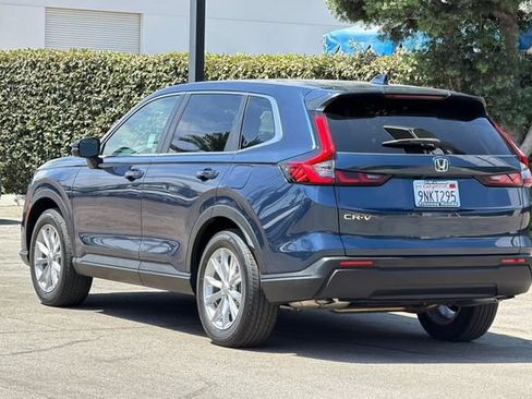 Certified 2025 Honda CR-V EX image 6