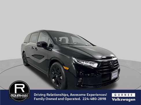 Used 2023 Honda Odyssey Sport image 3