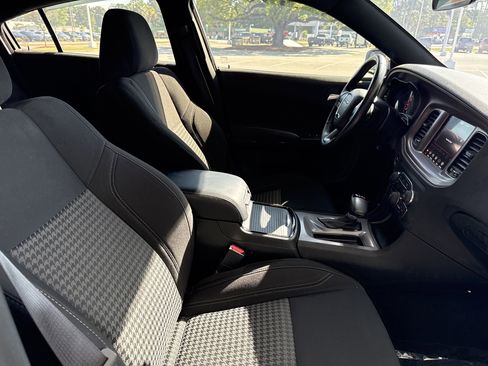 Used 2023 Dodge Charger SXT w/ Blacktop Package image 31