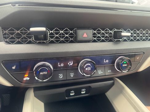 Certified 2023 Honda Accord EX image 16