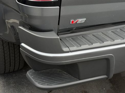 Used 2022 GMC Canyon Elevation w/ Elevation Premium Package AWD/4WD image 8