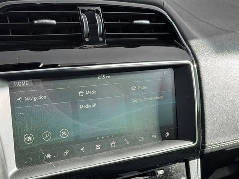 Used 2017 Jaguar F-PACE R-Sport image 20