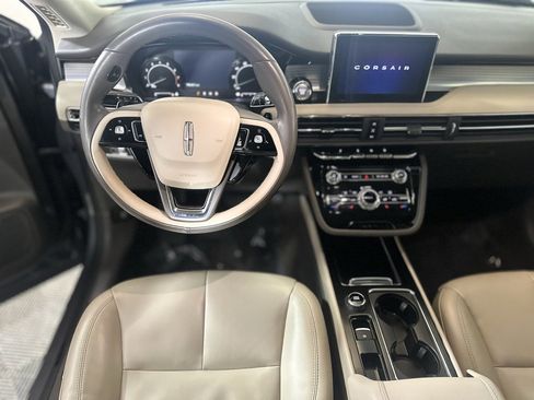 Used 2021 Lincoln Corsair AWD w/ Equipment Group 101A image 11