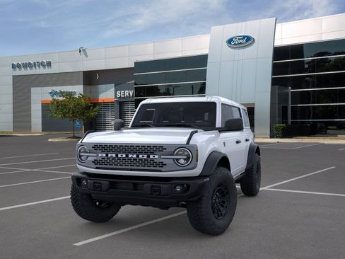 New 2026 Ford Bronco Badlands w/ Sasquatch Package AWD/4WD image 2