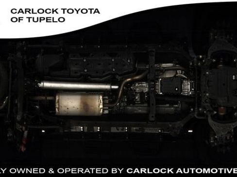 Used 2025 Toyota Tacoma TRD Off-Road AWD/4WD image 32
