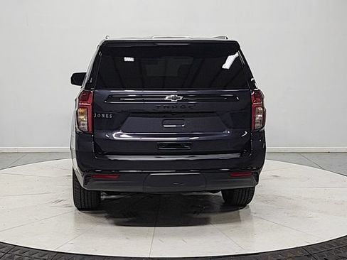 Used 2023 Chevrolet Tahoe Z71 w/ Luxury Package AWD/4WD image 7