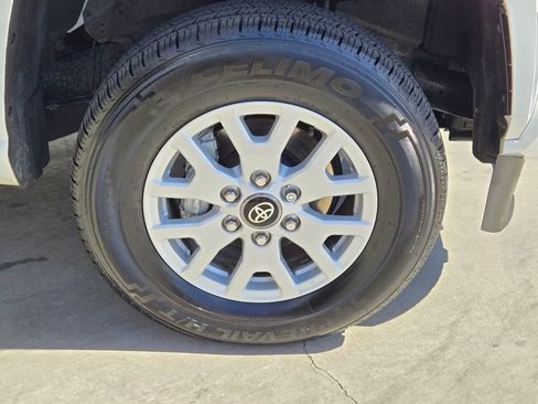 Used 2024 Toyota Tacoma SR5 RWD image 7
