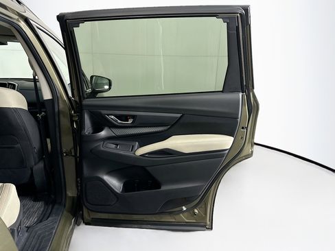 Used 2025 Subaru Ascent Premium image 29