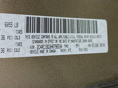 Used 2017 Chrysler Pacifica Touring Plus image 36