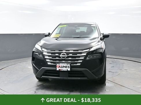 Used 2024 Nissan Rogue S image 8