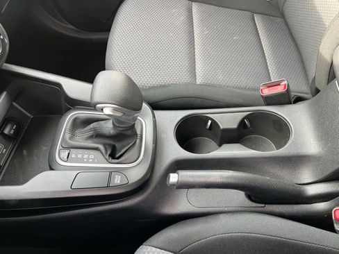 Used 2024 Kia Soul LX w/ Option Group 015 image 20