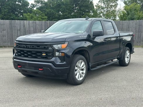 Used 2023 Chevrolet Silverado 1500 Custom AWD/4WD image 1