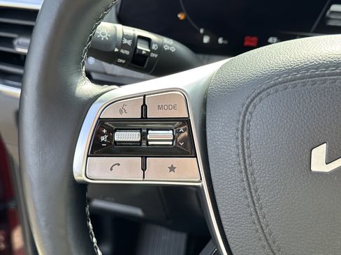 Certified 2024 Kia Telluride SX Prestige image 25