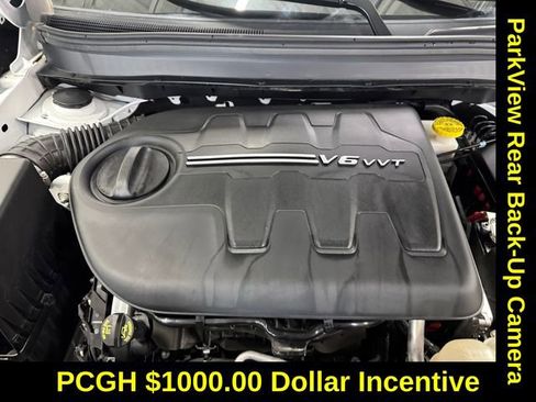 Used 2022 Jeep Cherokee Trailhawk image 6