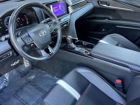 Certified 2025 Toyota Camry SE image 11