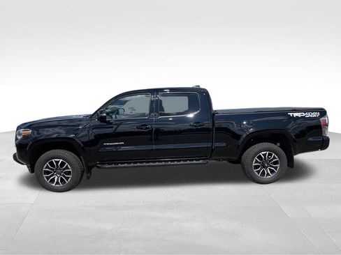 Used 2021 Toyota Tacoma 4x4 Double Cab w/ Tacoma SR5 Package image 26