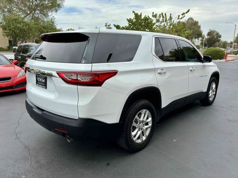 Used 2020 Chevrolet Traverse LS FWD image 8