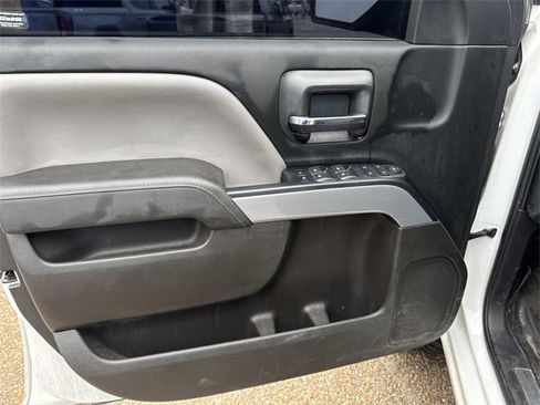 Used 2018 Chevrolet Silverado 1500 LT w/ Texas Edition image 24