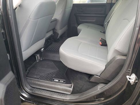 Used 2017 RAM 1500 Express w/ Black Ram 1500 Express Group image 16