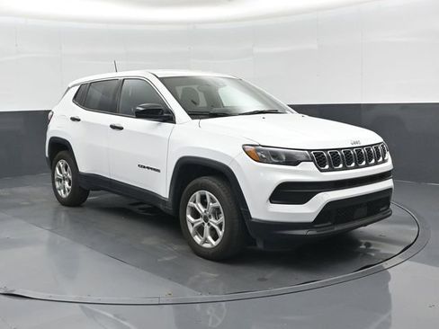Used 2025 Jeep Compass Sport AWD/4WD image 1