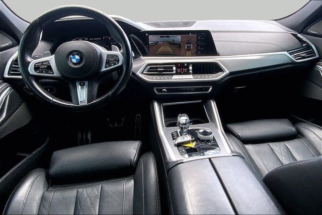 Used 2021 BMW X6 M50i w/ Premium Package AWD/4WD image 15