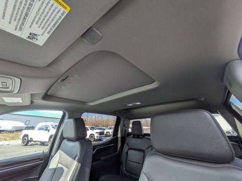 Used 2023 GMC Sierra 1500 SLT w/ SLT Premium Package image 28