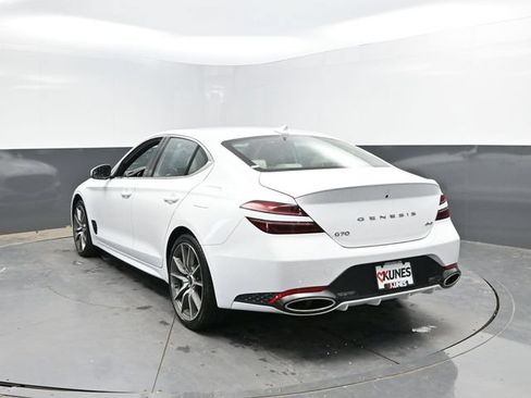 Used 2025 Genesis G70 2.5T AWD/4WD image 10