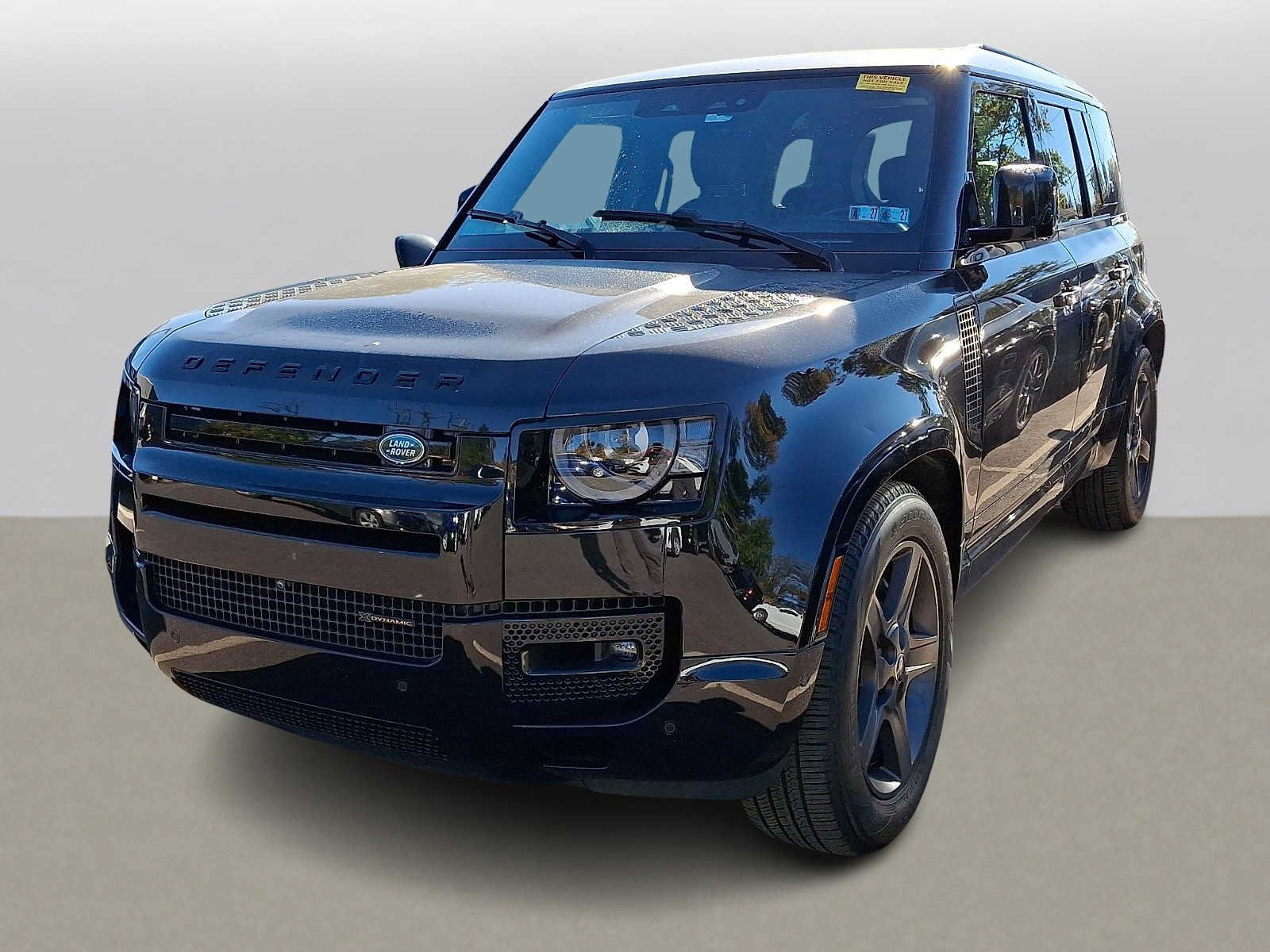 Used 2023 Land Rover Defender 110 X-Dynamic SE AWD/4WD image 1