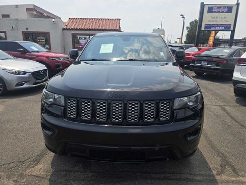 Used 2021 Jeep Grand Cherokee Laredo X AWD/4WD image 7