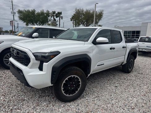 Used 2025 Toyota Tacoma TRD Off-Road image 1