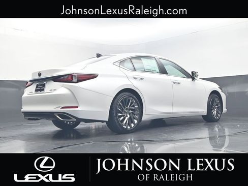 New 2025 Lexus ES 350 Ultra Luxury image 20