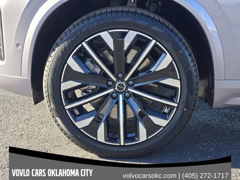 Used 2026 Volvo XC90 T8 Ultra w/ Lounge Package AWD/4WD image 12